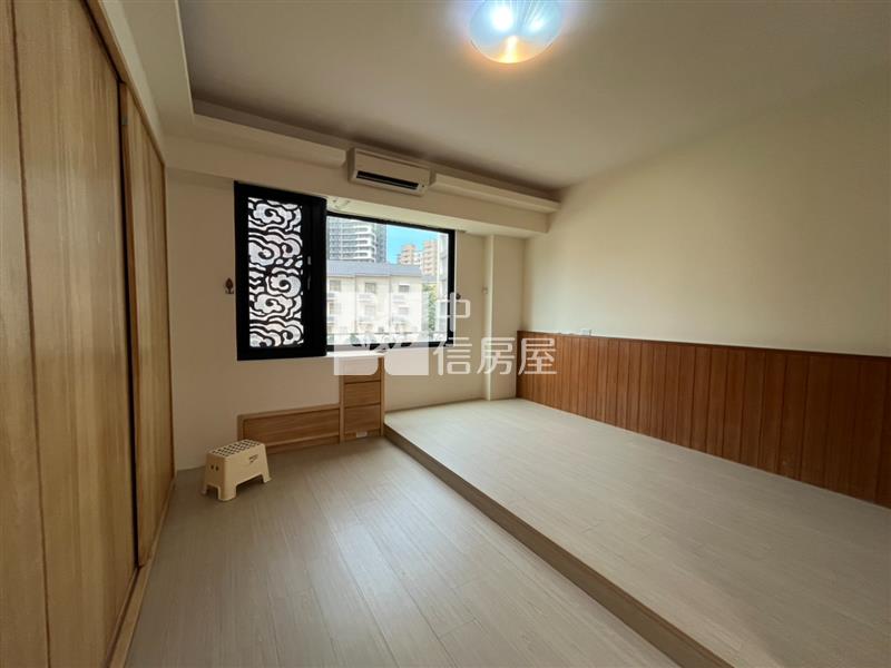 近高鐵A19.青塘園電梯別墅店面~雙主臥房屋室內格局與周邊環境