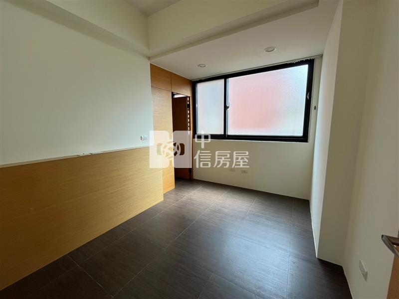 近高鐵A19.青塘園電梯別墅店面~雙主臥房屋室內格局與周邊環境