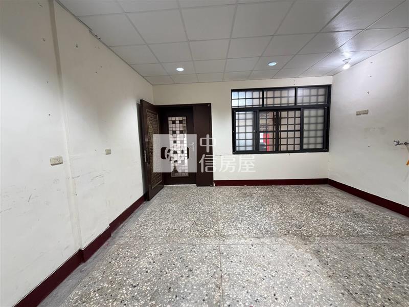 斗六雲林路旁透天房屋室內格局與周邊環境
