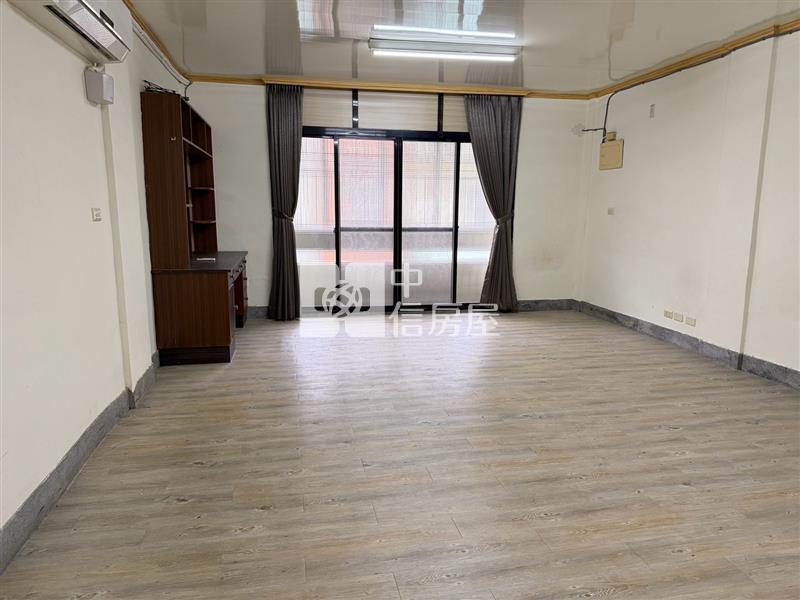 斗六雲林路旁透天房屋室內格局與周邊環境