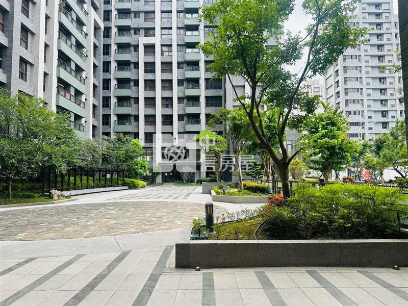 735合雄MG01三房車房屋室內格局與周邊環境