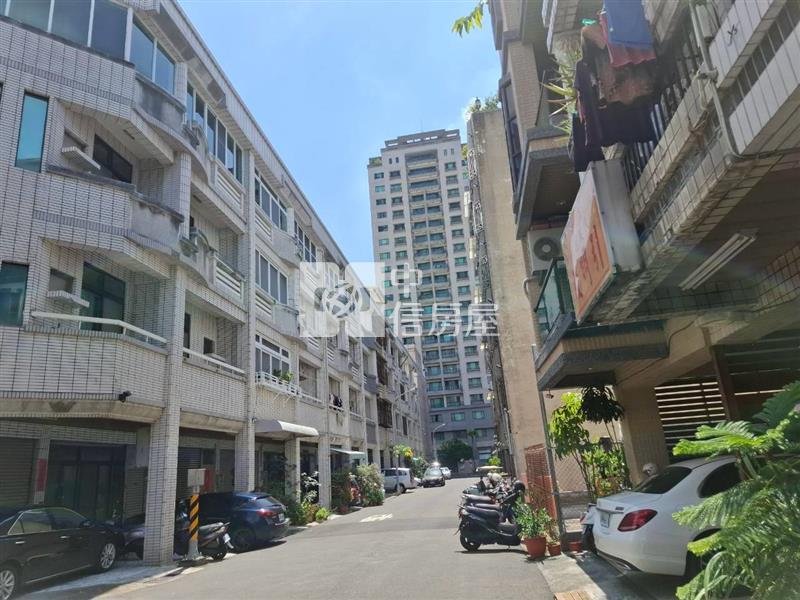 近市府慈濟三角窗面寬店住辦房屋室內格局與周邊環境