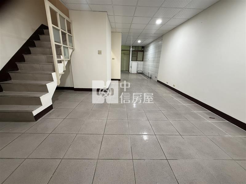 新明國中便宜美透天房屋室內格局與周邊環境