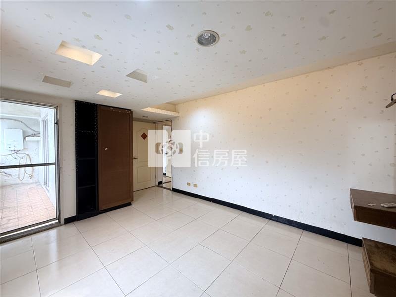 世岱吉祥幸福成家2+1房電寓房屋室內格局與周邊環境