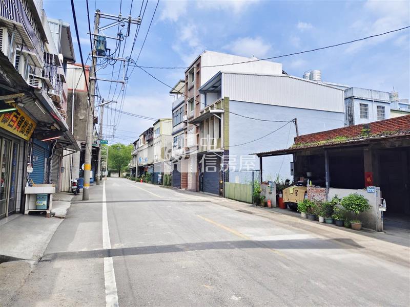 平鎮山仔頂雙面臨路美店住房屋室內格局與周邊環境