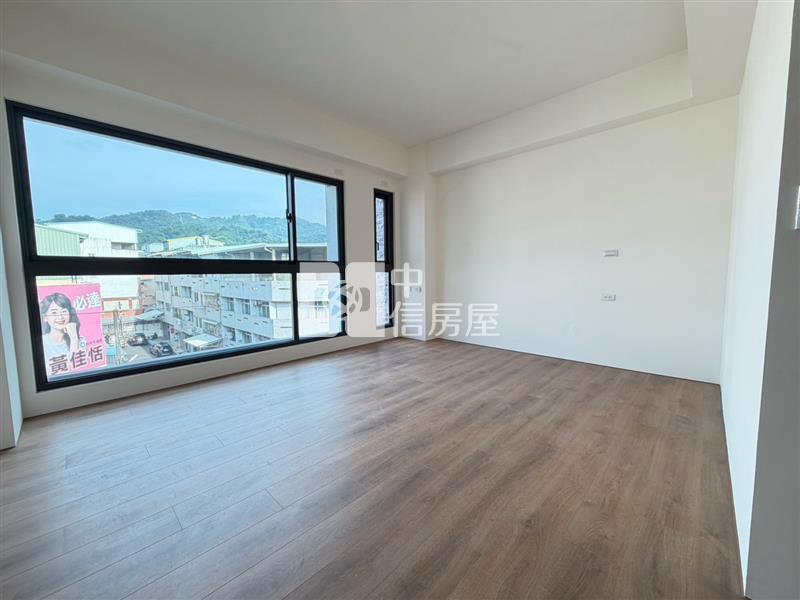 太平映美墅全新臨路電梯豪墅房屋室內格局與周邊環境