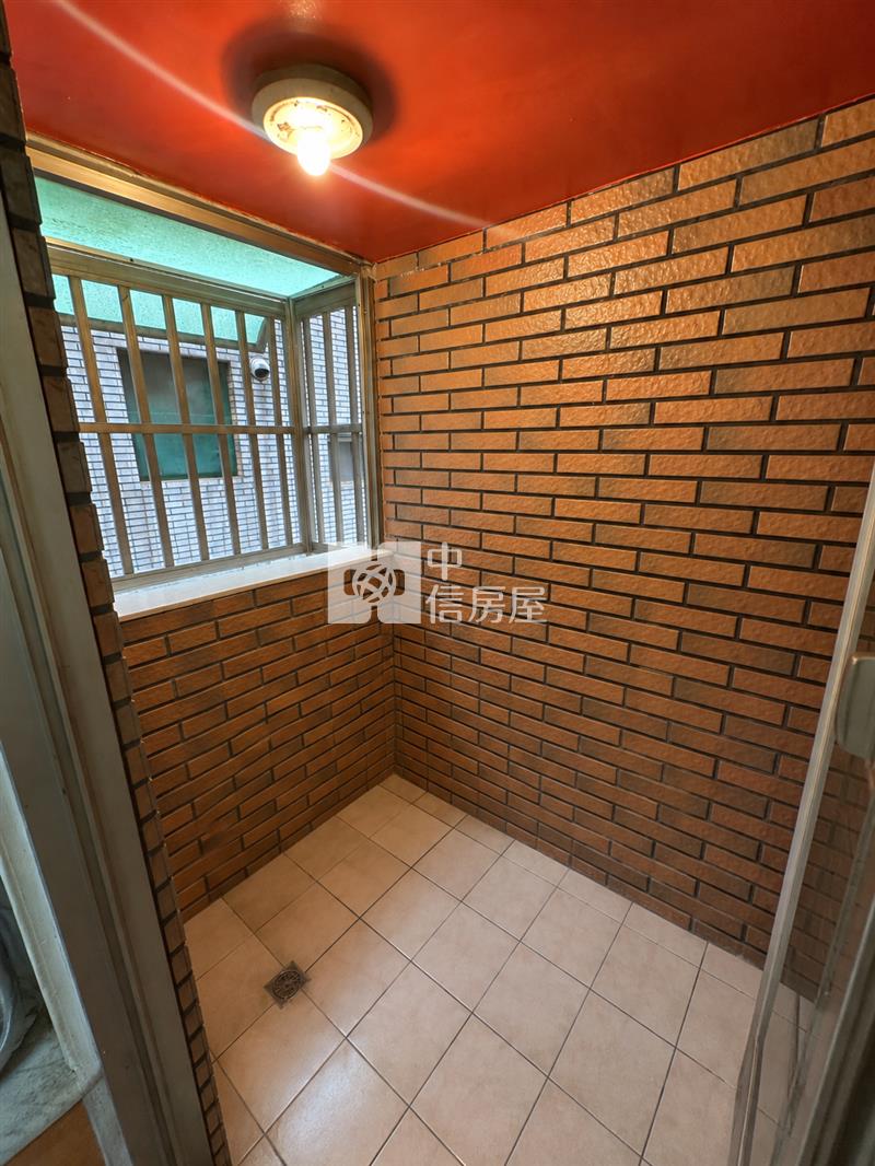 樹義國小花園車庫美別墅房屋室內格局與周邊環境