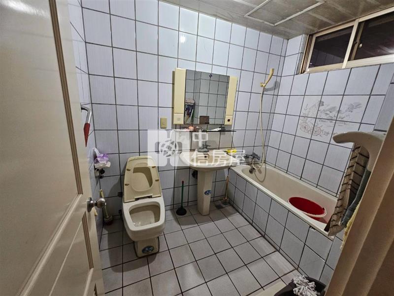 ▲中興雙層大宅房屋室內格局與周邊環境