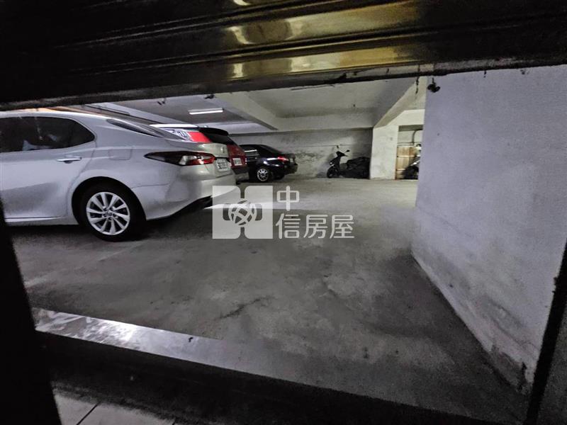 ▲中興雙層大宅房屋室內格局與周邊環境