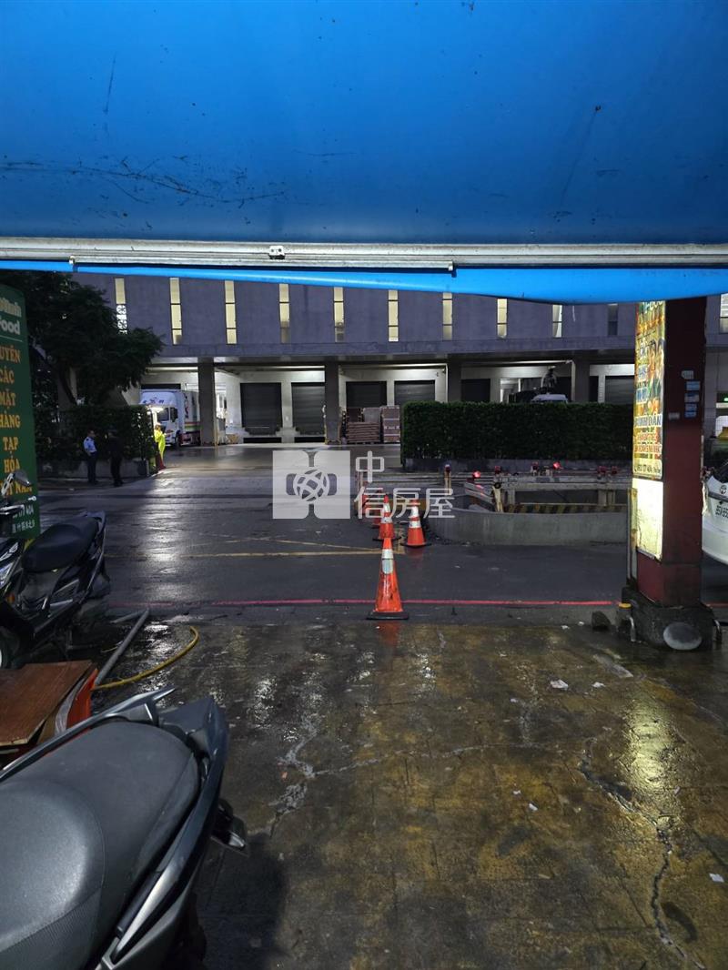 【奔馳】蘆興街漂亮店面房屋室內格局與周邊環境
