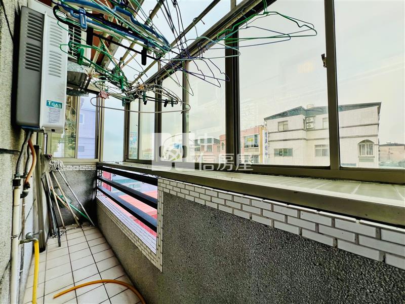 竹南聖福臨路邊間透天房屋室內格局與周邊環境