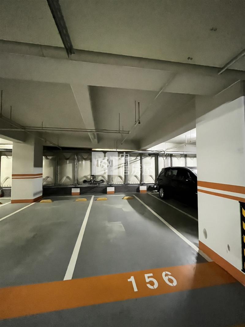 國圖館3房平車|露臺戶|全新未住房屋室內格局與周邊環境