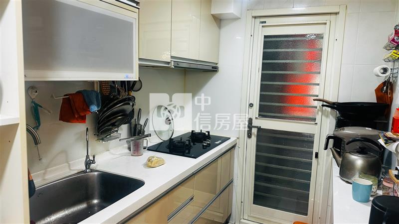 ▲港都帝座四房車位房屋室內格局與周邊環境