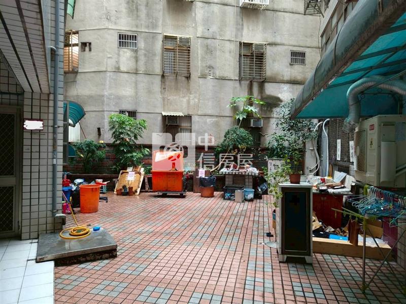 中壢中原電梯收租套房房屋室內格局與周邊環境