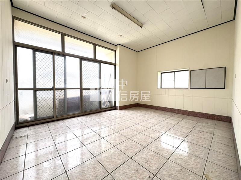 彰化大竹國小透天房屋室內格局與周邊環境