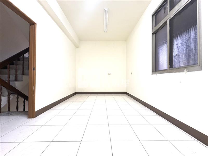 彰化大竹國小透天房屋室內格局與周邊環境