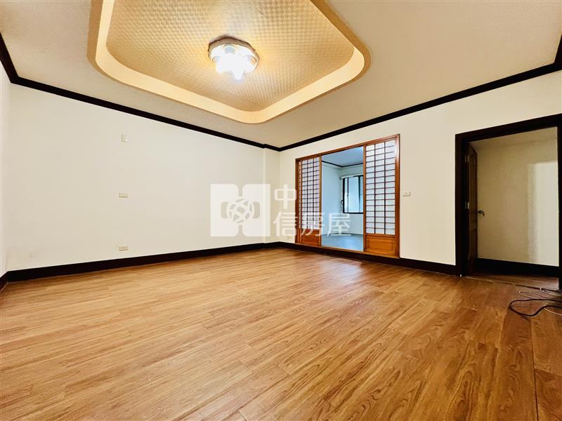 頭份早市旁低樓層三房公寓房屋室內格局與周邊環境