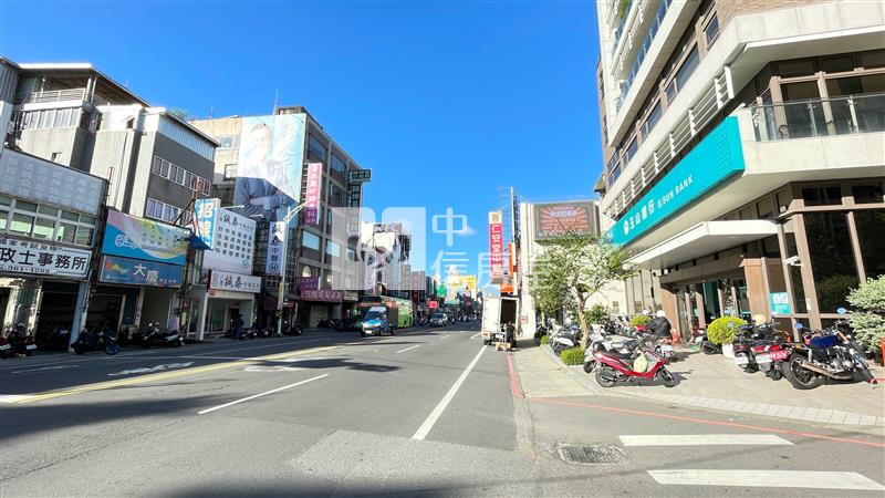 八德介壽路金店面房屋室內格局與周邊環境