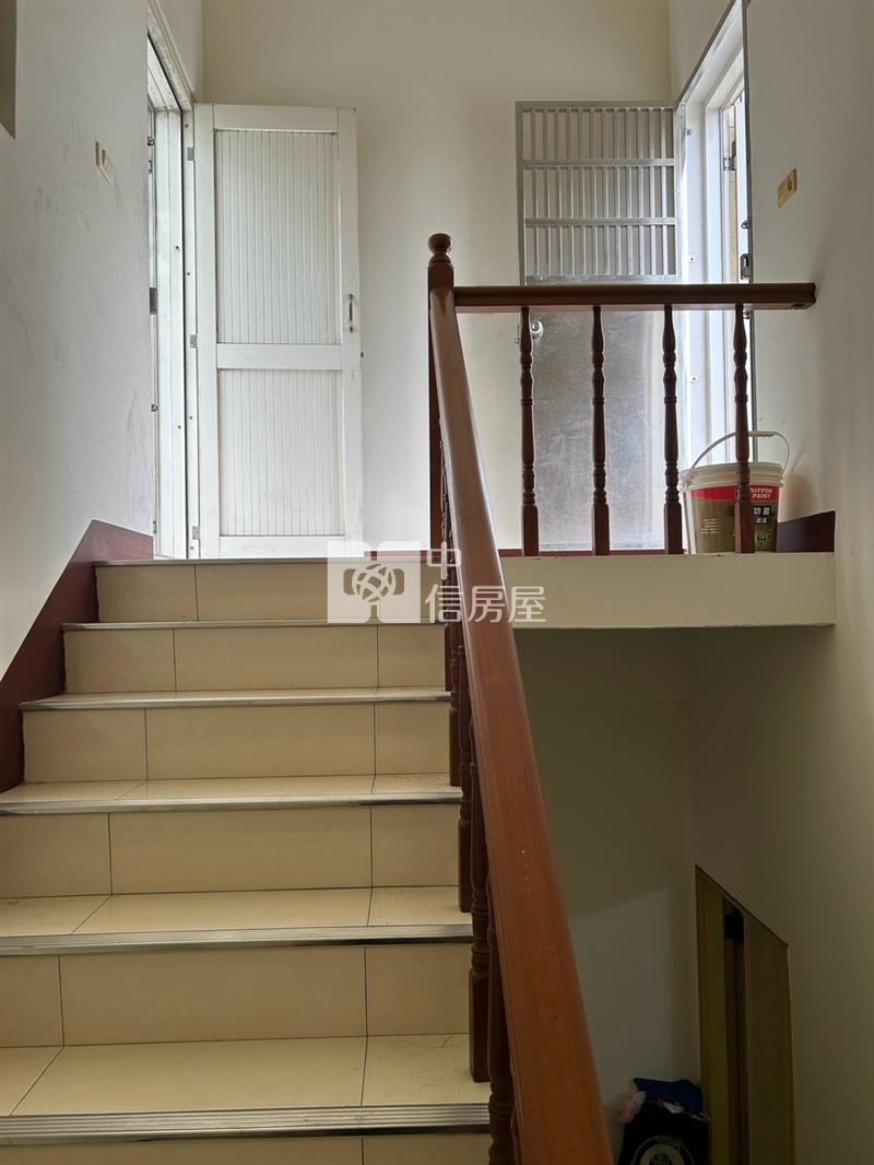 頭份八德二路前庭美居透天房屋室內格局與周邊環境
