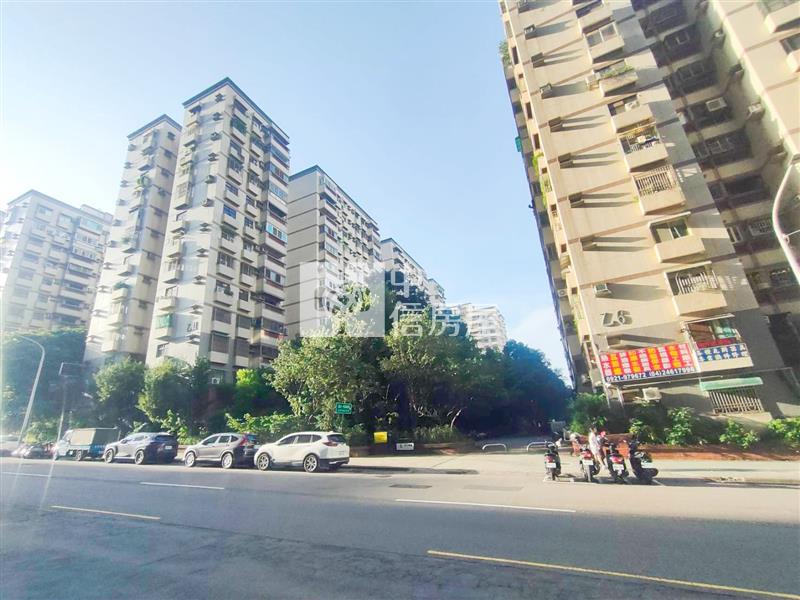 國安國宅溫馨美3房房屋室內格局與周邊環境