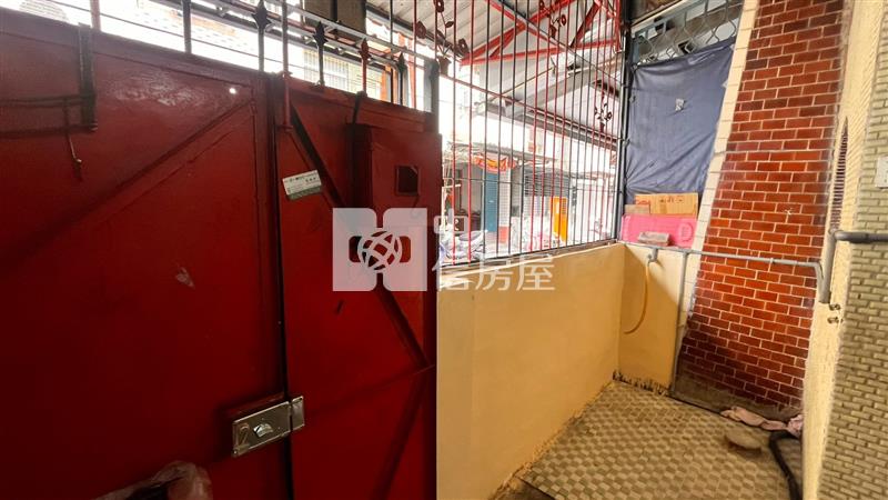 近佛光山超值透天房屋室內格局與周邊環境
