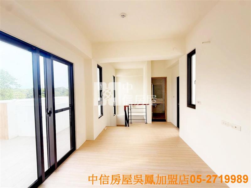 大埔美全新大面寬雙車庫別墅B房屋室內格局與周邊環境