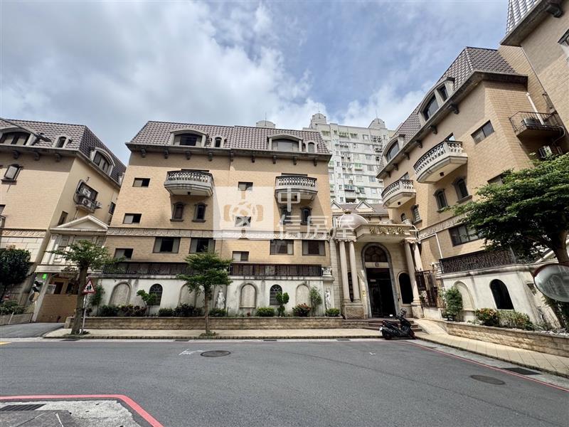 【奔馳】藝文特區雅典城堡別墅房屋室內格局與周邊環境