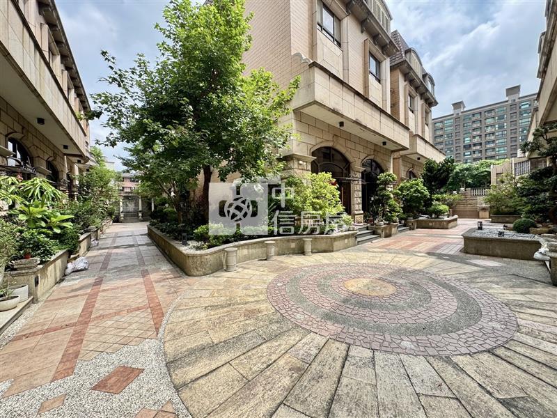 【奔馳】藝文特區雅典城堡別墅房屋室內格局與周邊環境