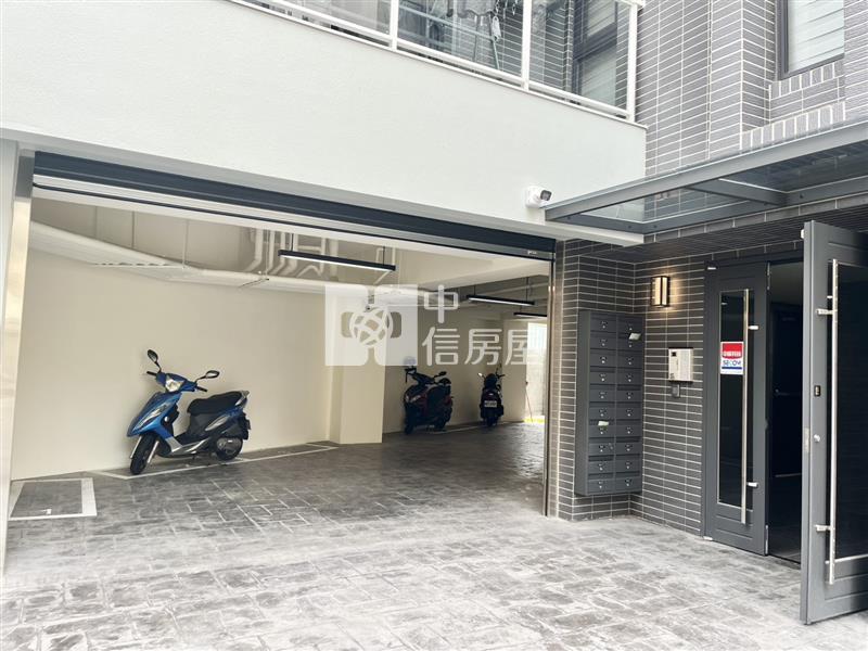 全新精裝修收租雙大套房屋室內格局與周邊環境
