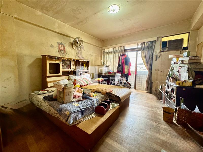霧峰近工業區邊間低總價透天房屋室內格局與周邊環境