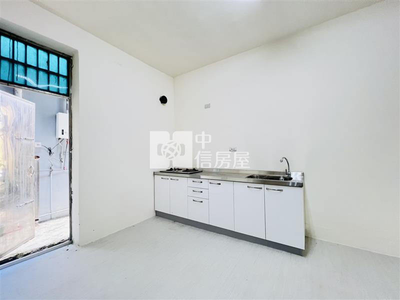鑫聖中信-平鎮華隆街全新整理美透天房屋室內格局與周邊環境