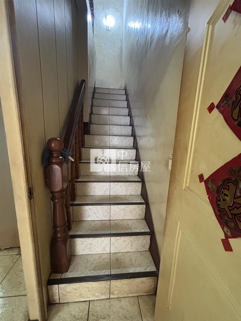 龍潭中興路透天房屋室內格局與周邊環境