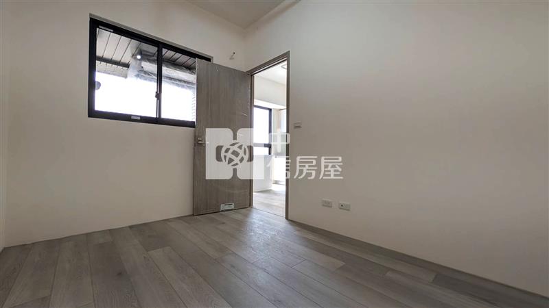 旱溪夜市 lalaport 全新未住視野兩房平車房屋室內格局與周邊環境