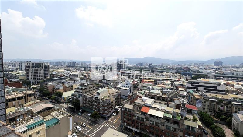 旱溪夜市 lalaport 全新未住視野兩房平車房屋室內格局與周邊環境