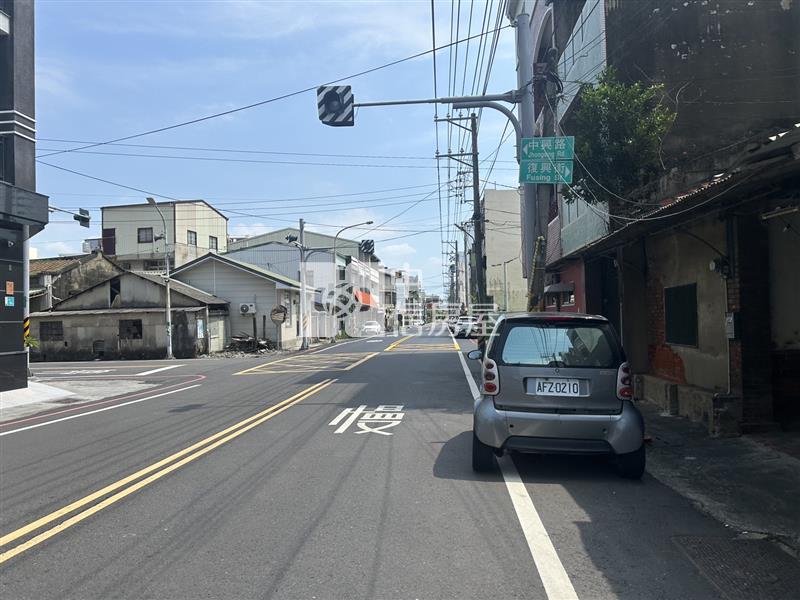 善化三民超優質買地送屋房屋室內格局與周邊環境