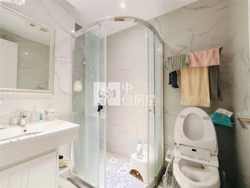 青埔旁高樓層景觀二房車房屋室內格局與周邊環境
