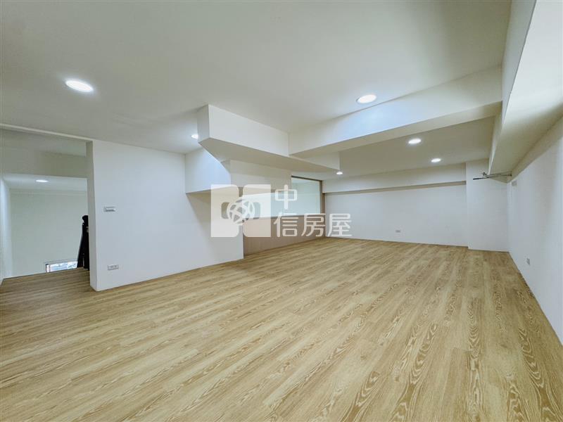 平鎮壢新挑高4房店住辦+前院房屋室內格局與周邊環境