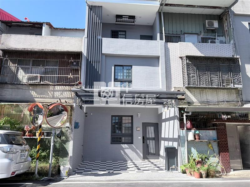 【安家】忠貞商圈整新透天房屋室內格局與周邊環境