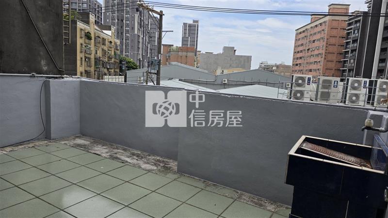 內壢前站透天店面房屋室內格局與周邊環境