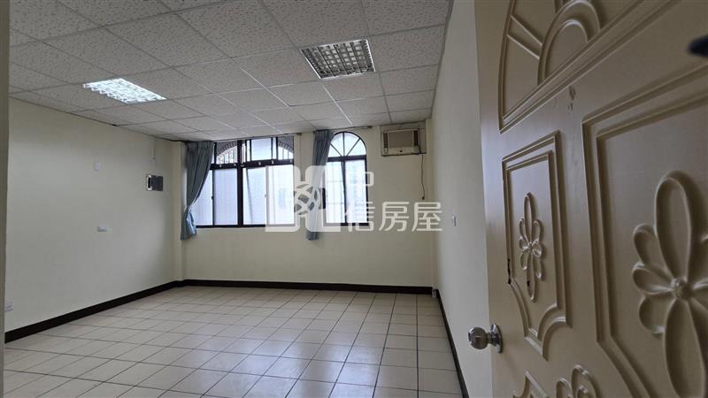 內壢前站透天店面房屋室內格局與周邊環境