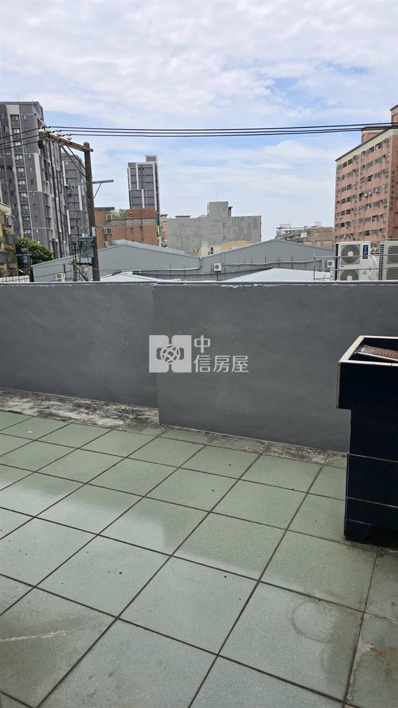 內壢前站透天店面房屋室內格局與周邊環境
