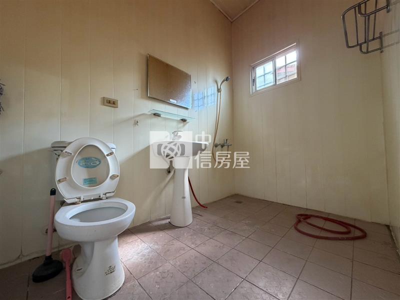 專任!育英國小旁透天房屋室內格局與周邊環境