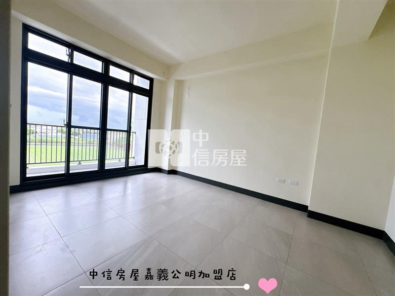 北港鎮灣內大面寬透天別墅房屋室內格局與周邊環境