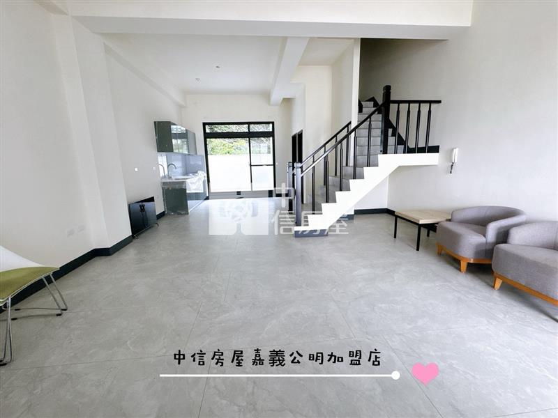 北港鎮灣內大面寬透天別墅房屋室內格局與周邊環境