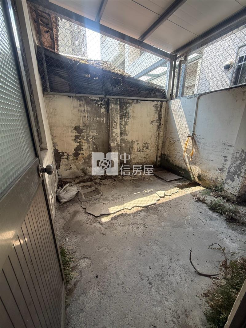 豐富公園崇倫國中旁稀有釋出大地坪靜巷平房房屋室內格局與周邊環境