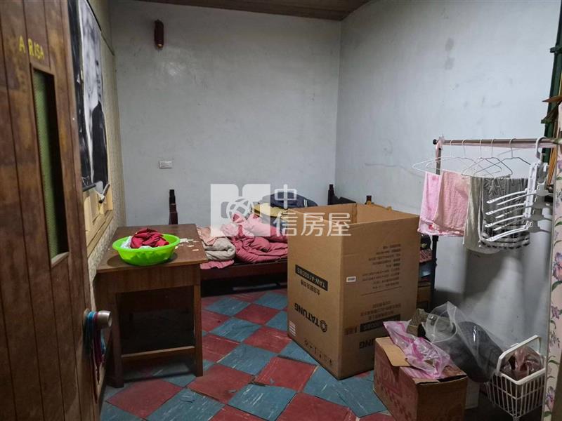 頭份忠孝商圈懷舊透天房屋室內格局與周邊環境