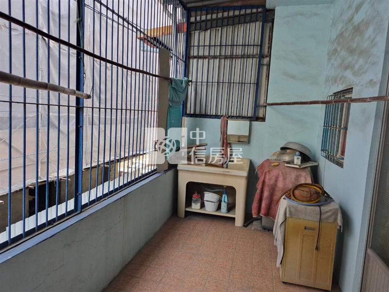 頭份忠孝商圈懷舊透天房屋室內格局與周邊環境