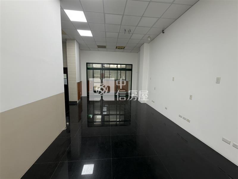 K003 小檜溪住商電梯透天房屋室內格局與周邊環境