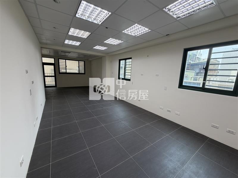 K003 小檜溪住商電梯透天房屋室內格局與周邊環境