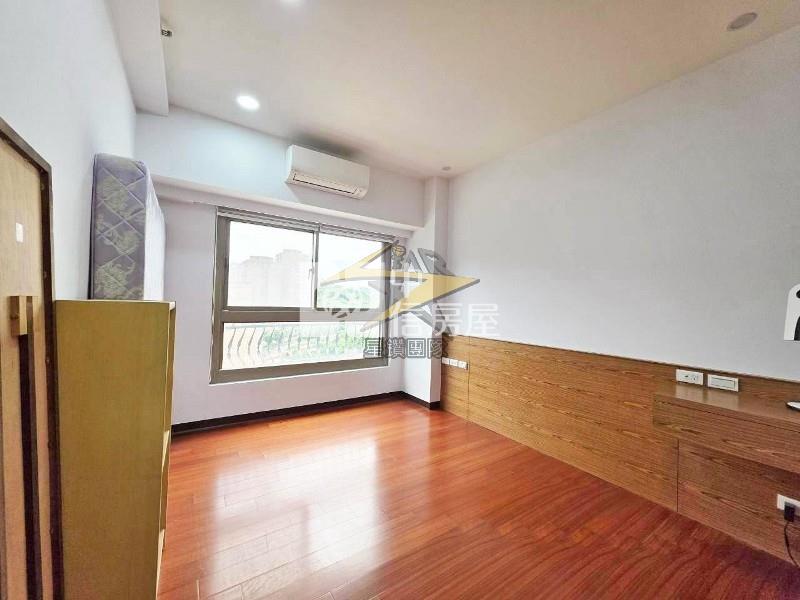 【星鑽】專任🌟宜誠層峰🌟首購救星🌟高樓景觀溫馨美妝2房房屋室內格局與周邊環境